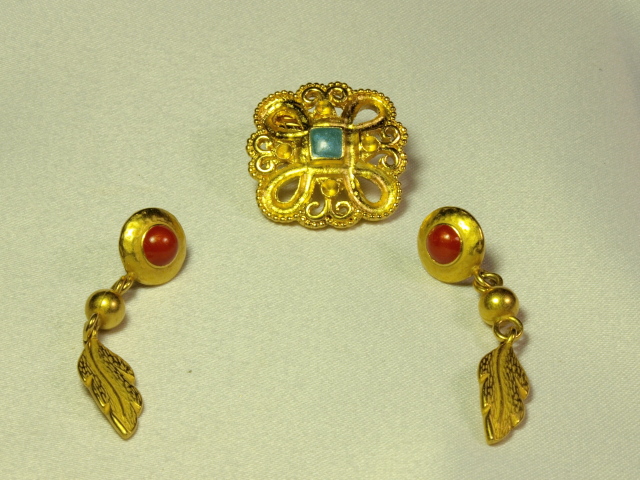 Brooch and Ear Studs