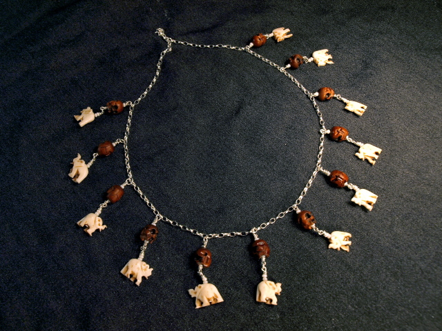 elepant & skull necklace