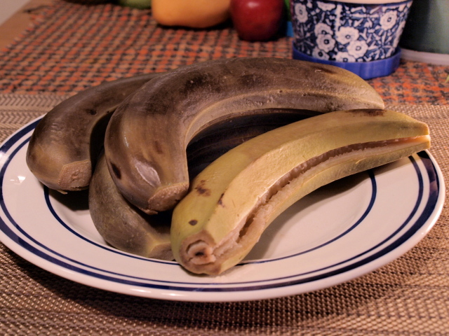 boiled green bananas